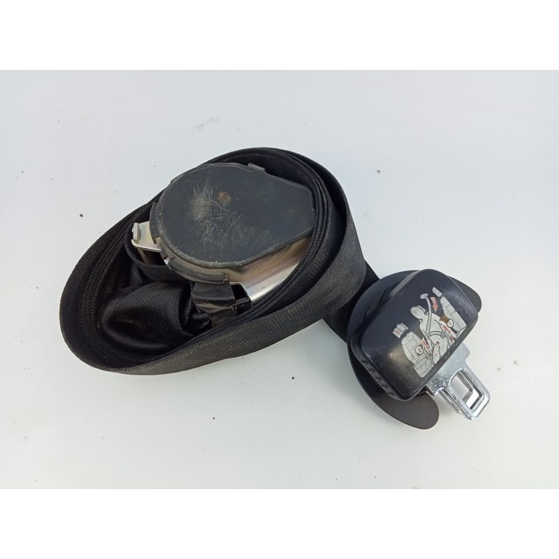 Recambio de cinturon seguridad trasero central para volkswagen touran (1t3) sport referencia OEM IAM   E1-B6-47-1