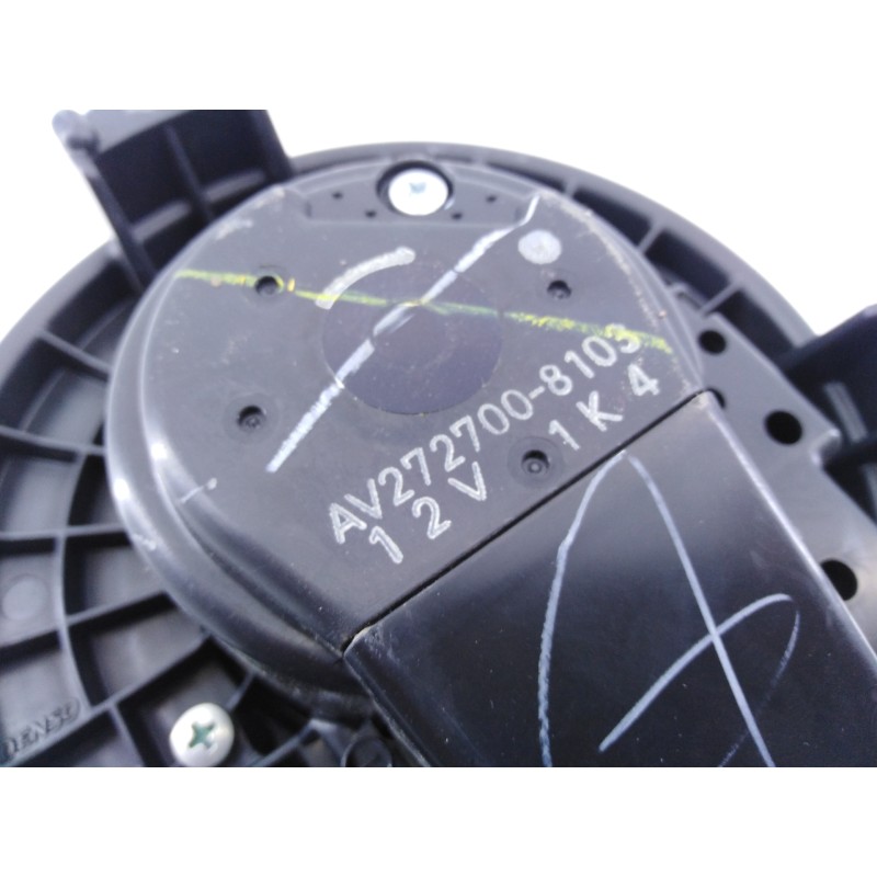 Recambio de ventilador calefaccion para toyota auris luna referencia OEM IAM AV2727008103  E3-B2-10-3