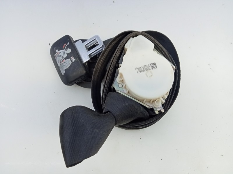 Recambio de cinturon seguridad trasero derecho para volkswagen touran (1t3) sport referencia OEM IAM 33058836B  E1-B6-47-1