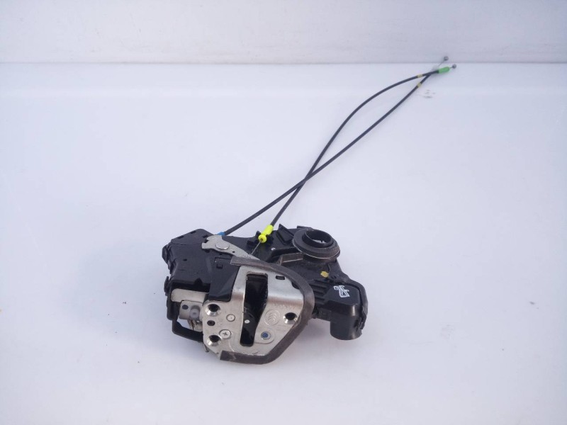 Recambio de cerradura puerta delantera derecha para toyota auris luna referencia OEM IAM   E2-B4-38-1