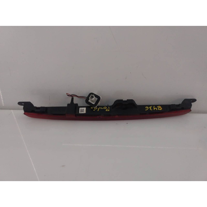 Recambio de luz central de freno para mercedes-benz clase glc (w253) glc 250 d 4matic (253.909) referencia OEM IAM 1569069600  E