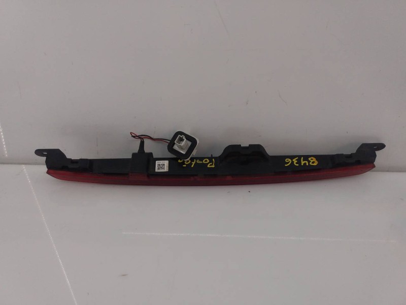 Recambio de luz central de freno para mercedes-benz clase glc (w253) glc 250 d 4matic (253.909) referencia OEM IAM 1569069600  E