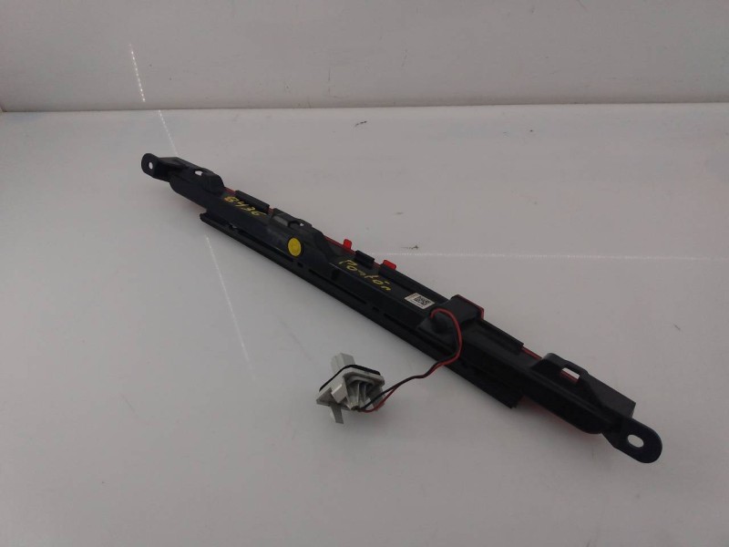 Recambio de luz central de freno para mercedes-benz clase glc (w253) glc 250 d 4matic (253.909) referencia OEM IAM 1569069600  E