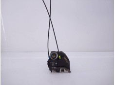 Recambio de cerradura puerta trasera derecha para toyota auris luna referencia OEM IAM A046693  E2-B4-50-1