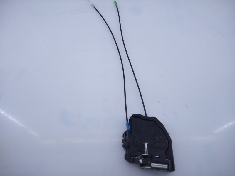 Recambio de cerradura puerta trasera izquierda para toyota auris luna referencia OEM IAM   E2-B4-3-2