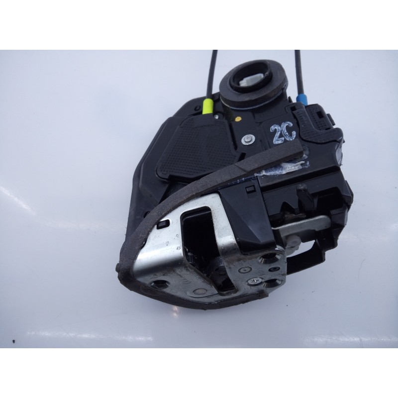 Recambio de cerradura puerta trasera izquierda para toyota auris luna referencia OEM IAM   E2-B4-3-2