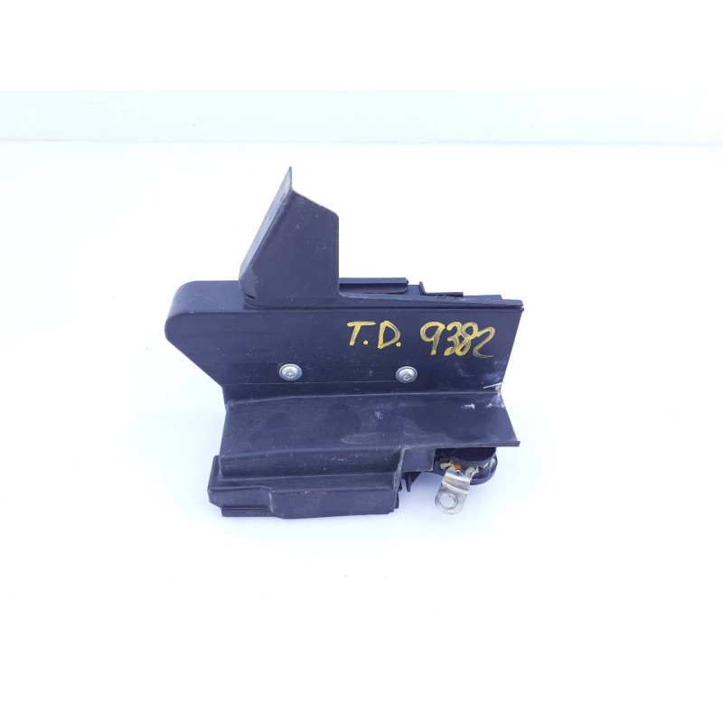 Recambio de cerradura puerta trasera derecha para dacia sandero stepway referencia OEM IAM   E1-A1-3-1