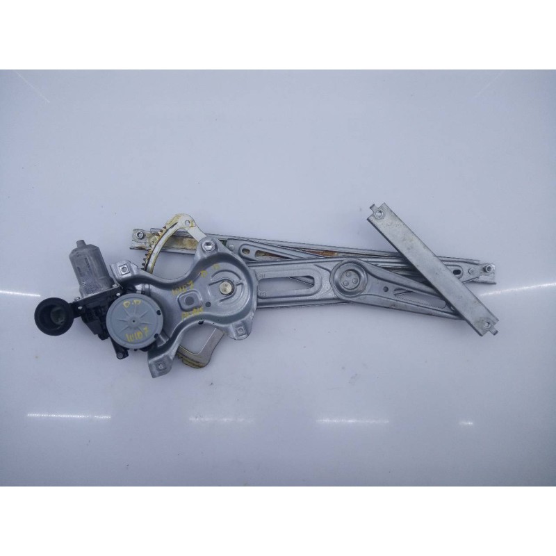 Recambio de elevalunas delantero derecho para toyota auris luna referencia OEM IAM 857100D100  E2-B4-49-1