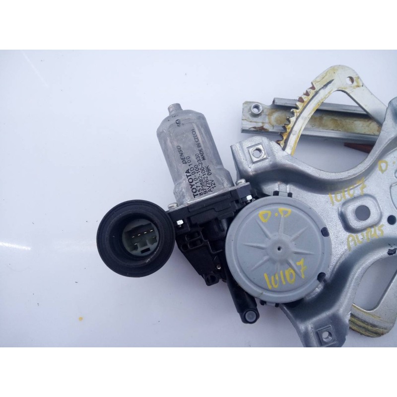 Recambio de elevalunas delantero derecho para toyota auris luna referencia OEM IAM 857100D100  E2-B4-49-1