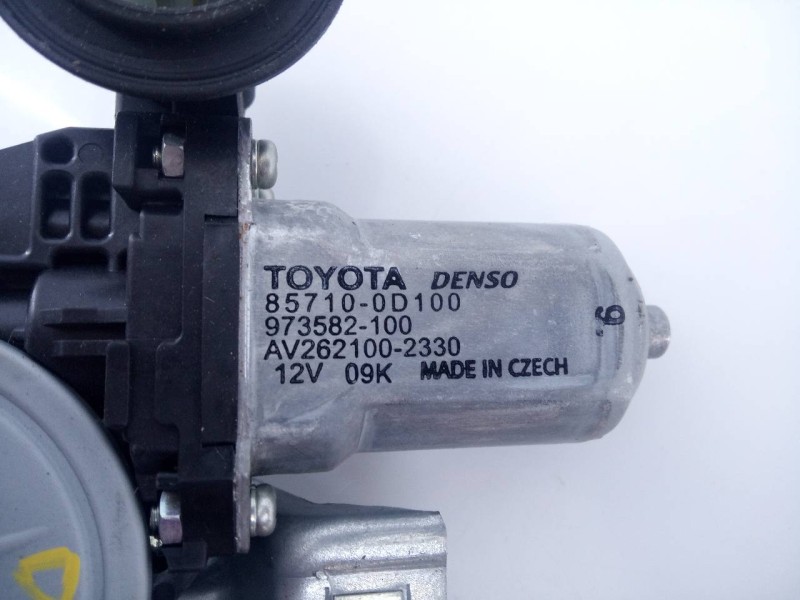 Recambio de elevalunas delantero derecho para toyota auris luna referencia OEM IAM 857100D100  E2-B4-49-1