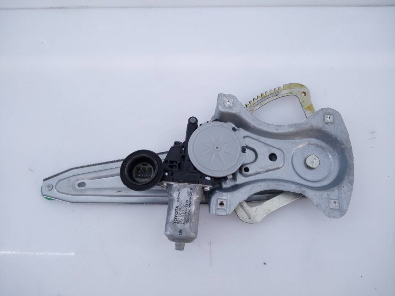 Recambio de elevalunas trasero derecho para toyota auris luna referencia OEM IAM 857200D120 973581100 E2-B4-50-1