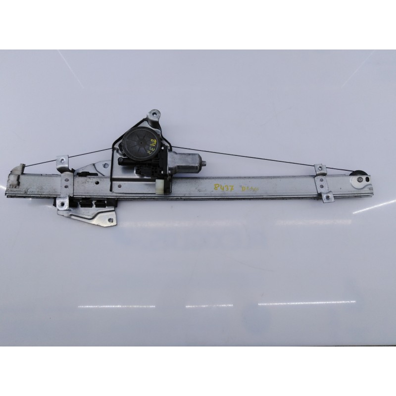 Recambio de elevalunas delantero derecho para mitsubishi montero (v60/v70) 3.2 di-d gls (3-ptas.) referencia OEM IAM 0620402220 