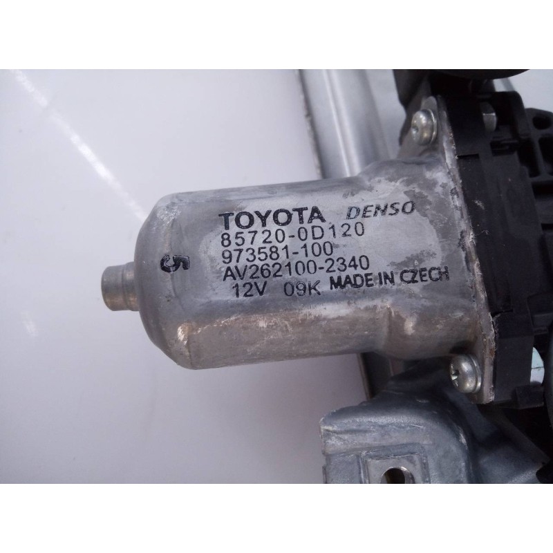 Recambio de elevalunas trasero derecho para toyota auris luna referencia OEM IAM 857200D120 973581100 E2-B4-50-1