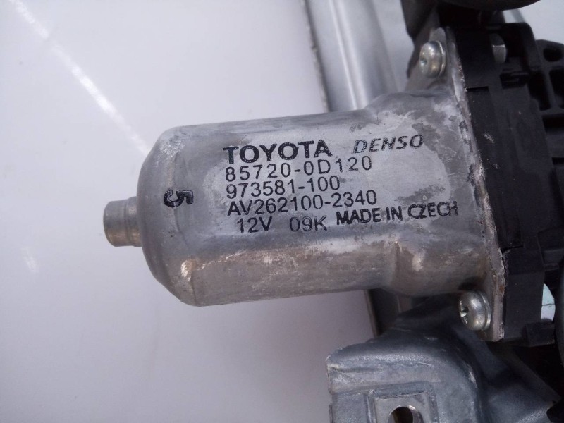 Recambio de elevalunas trasero derecho para toyota auris luna referencia OEM IAM 857200D120 973581100 E2-B4-50-1