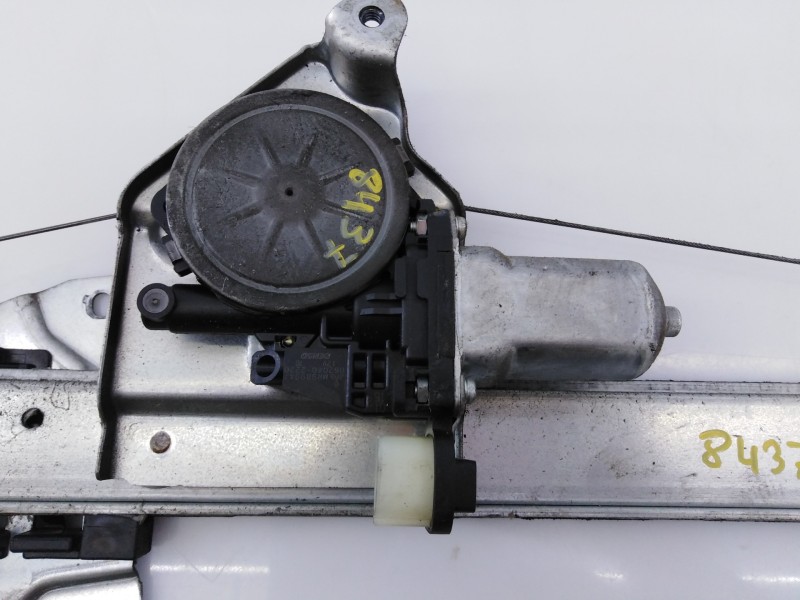 Recambio de elevalunas delantero derecho para mitsubishi montero (v60/v70) 3.2 di-d gls (3-ptas.) referencia OEM IAM 0620402220 