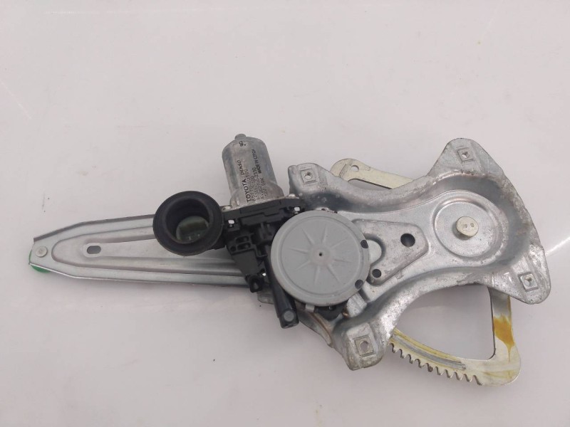 Recambio de elevalunas trasero izquierdo para toyota auris luna referencia OEM IAM 857100D100  E2-B4-50-2