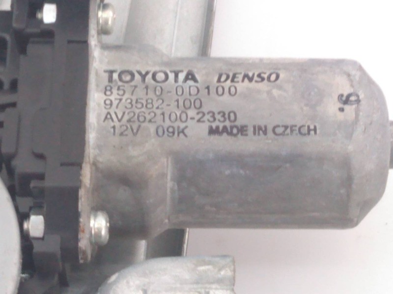 Recambio de elevalunas trasero izquierdo para toyota auris luna referencia OEM IAM 857100D100  E2-B4-50-2