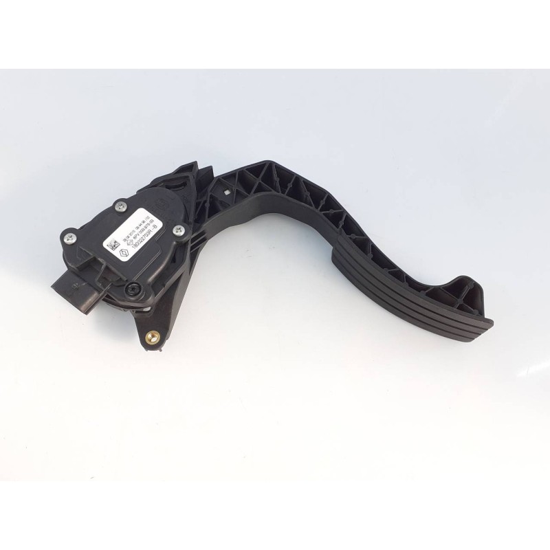Recambio de pedal acelerador para dacia sandero stepway referencia OEM IAM 180022703R 6PV00997803 E2-A1-8-2