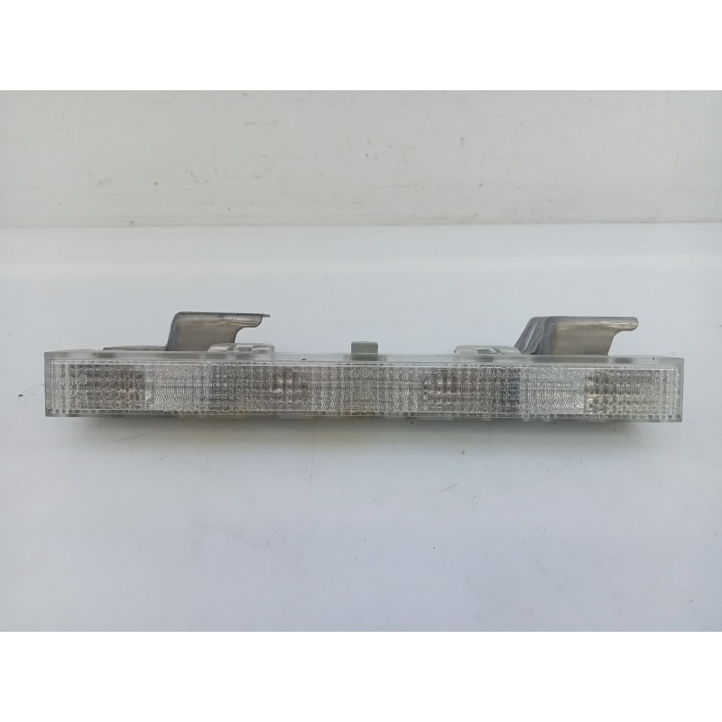 Recambio de luz central de freno para toyota auris luna referencia OEM IAM   E2-B4-54-1