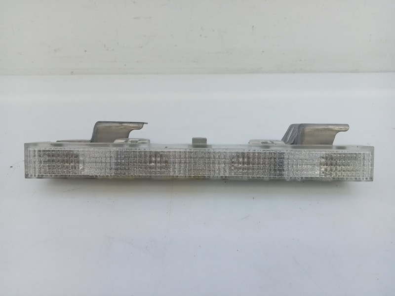 Recambio de luz central de freno para toyota auris luna referencia OEM IAM   E2-B4-54-1