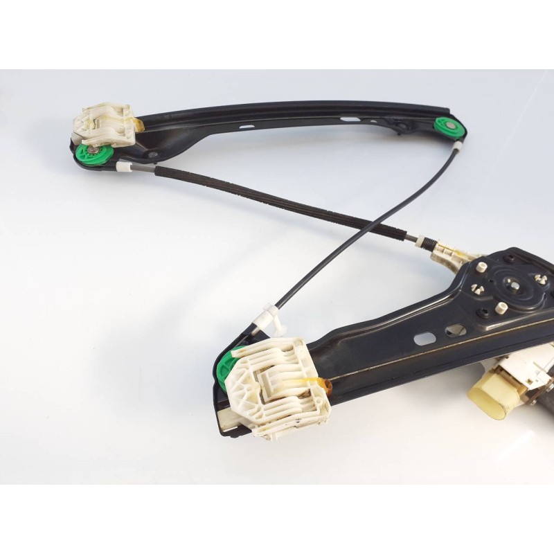 Recambio de elevalunas delantero izquierdo para bmw serie 3 berlina (e90) 320d referencia OEM IAM 0130822226  E1-A3-8-2