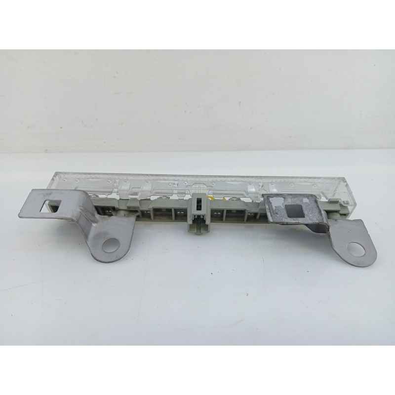 Recambio de luz central de freno para toyota auris luna referencia OEM IAM   E2-B4-54-1