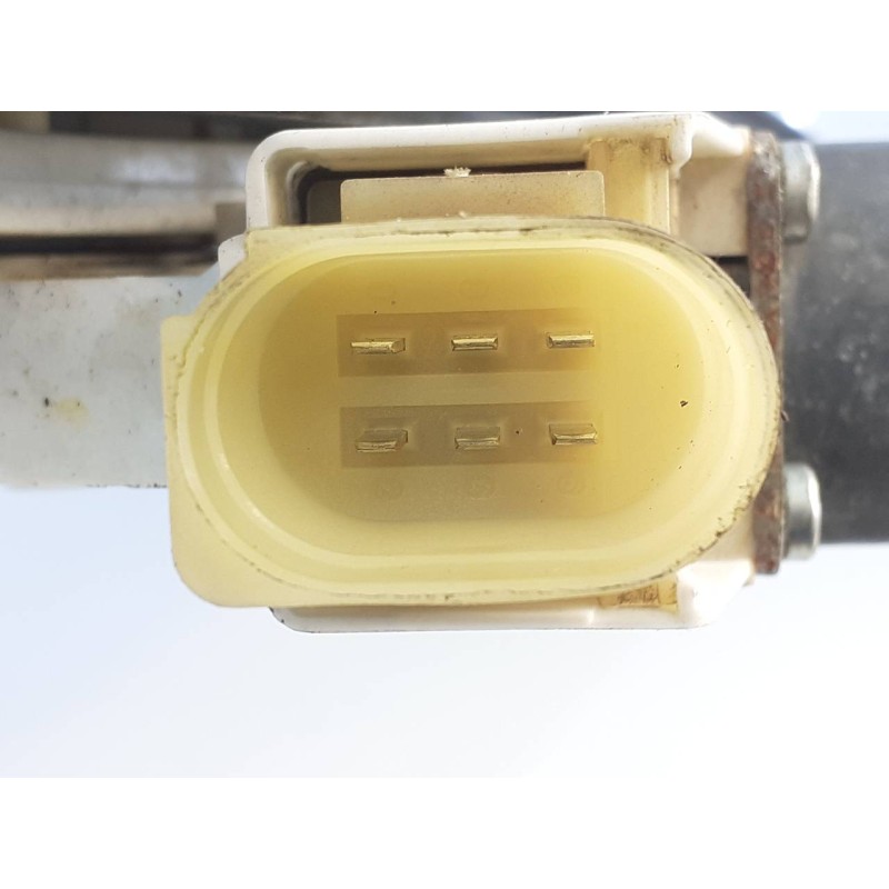 Recambio de elevalunas delantero izquierdo para bmw serie 3 berlina (e90) 320d referencia OEM IAM 0130822226  E1-A3-8-2