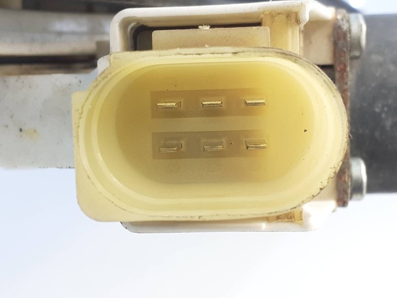 Recambio de elevalunas delantero izquierdo para bmw serie 3 berlina (e90) 320d referencia OEM IAM 0130822226  E1-A3-8-2