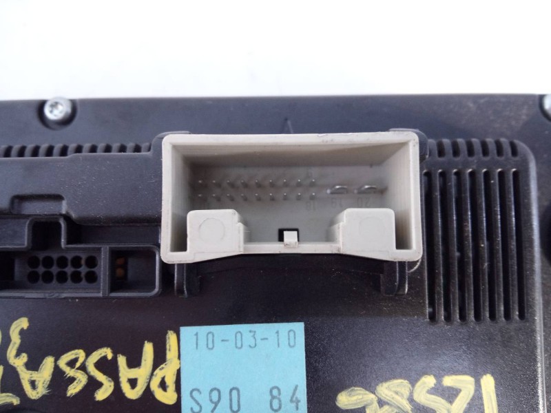 Recambio de mando climatizador para volkswagen passat berlina (3c2) advance referencia OEM IAM 5K0907044BS  E2-A1-33-7