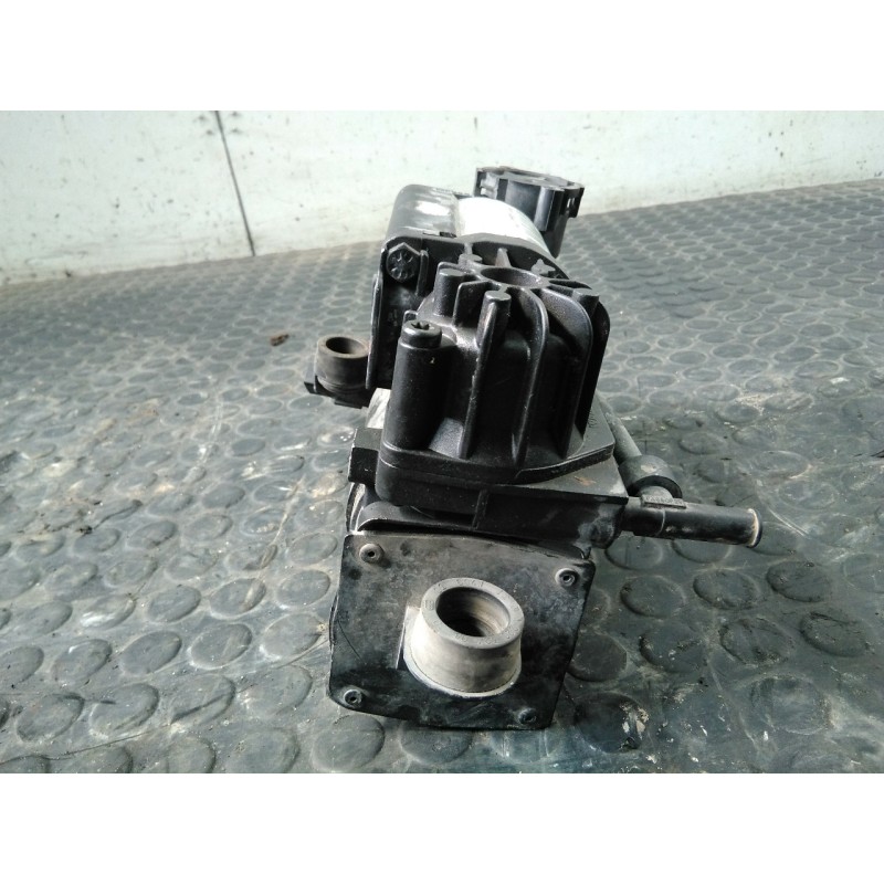 Recambio de bomba suspension para mercedes-benz clase s (w220) berlina 400 cdi (220.028) referencia OEM IAM 211320030  P1-A2-4