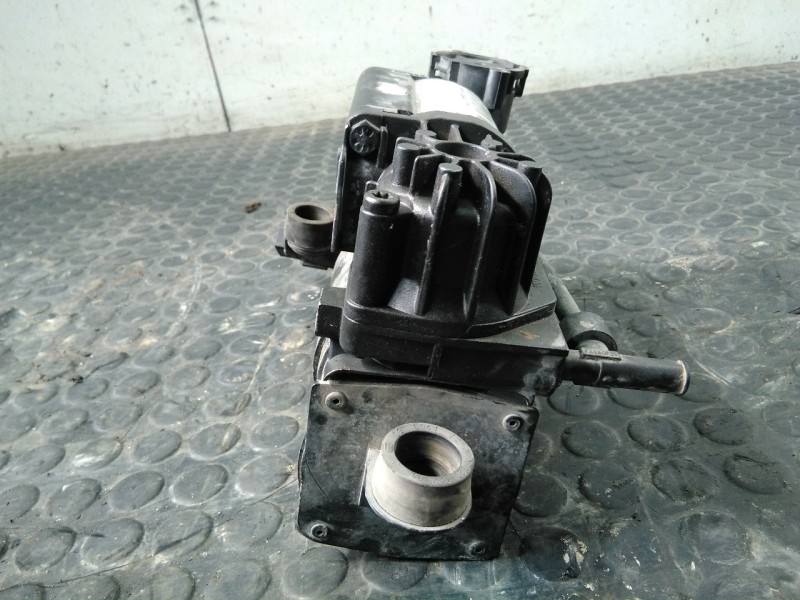 Recambio de bomba suspension para mercedes-benz clase s (w220) berlina 400 cdi (220.028) referencia OEM IAM 211320030  P1-A2-4
