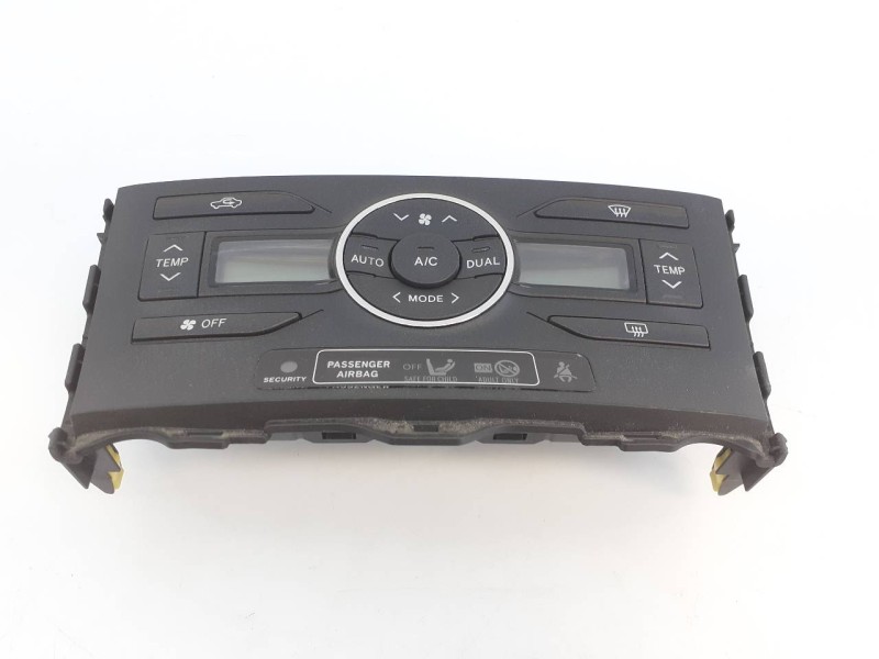 Recambio de mando climatizador para toyota auris advance referencia OEM IAM 5590002300  E3-B2-13-2