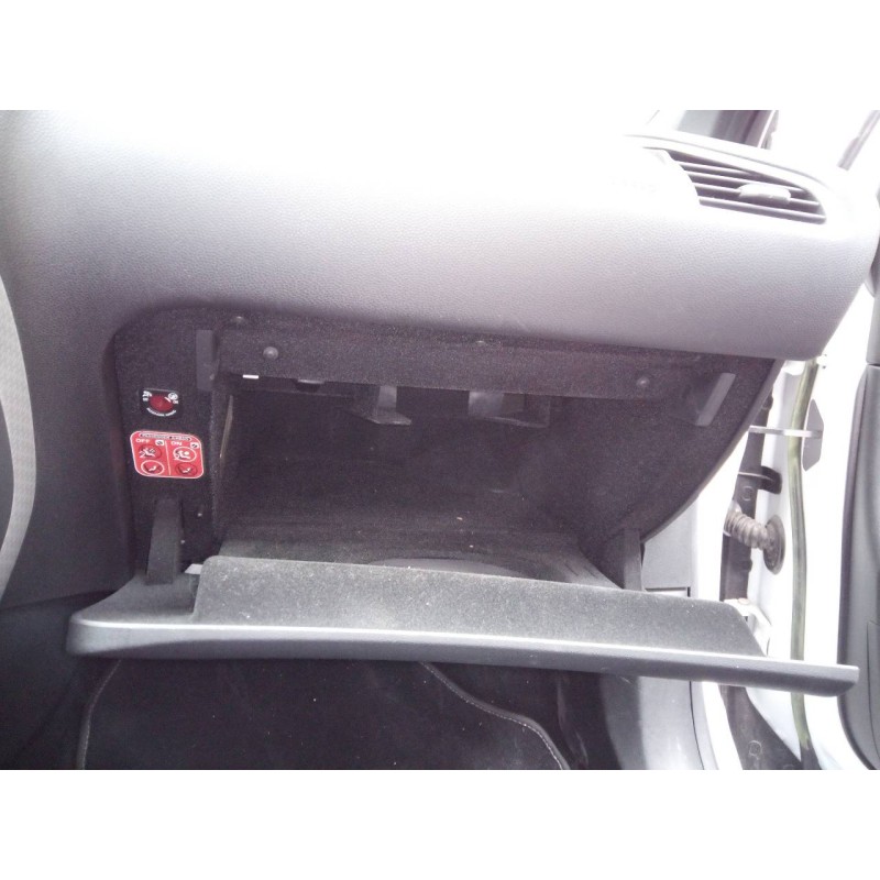 Recambio de guantera para citroën ds4 sport referencia OEM IAM   