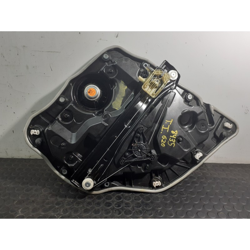 Recambio de elevalunas trasero izquierdo para bmw serie 3 berlina (g20) 320d referencia OEM IAM 8495867  P2-B4-18