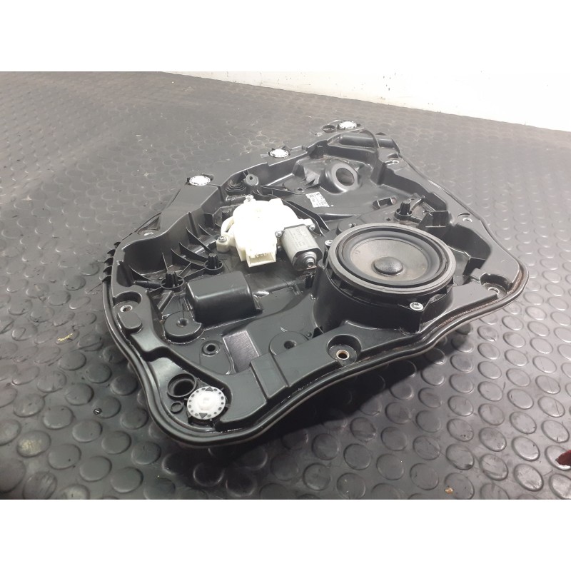 Recambio de elevalunas trasero izquierdo para bmw serie 3 berlina (g20) 320d referencia OEM IAM 8495867  P2-B4-18