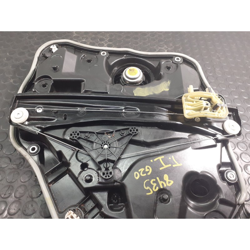 Recambio de elevalunas trasero izquierdo para bmw serie 3 berlina (g20) 320d referencia OEM IAM 8495867  P2-B4-18