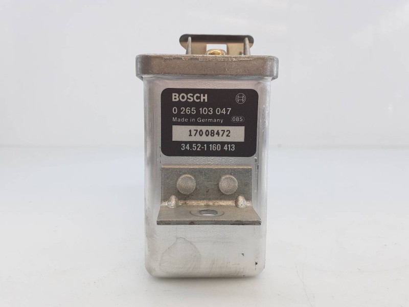 Recambio de centralita abs para bmw serie 5 berlina (e39) 525tds referencia OEM IAM 0265103047 34521160413 E3-A2-26-2