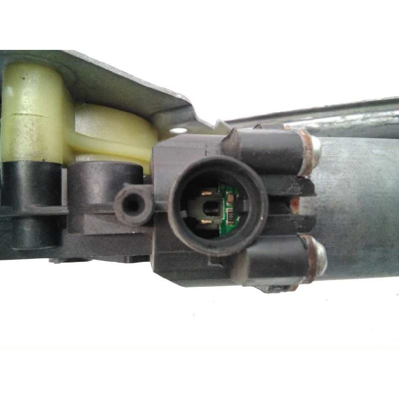 Recambio de elevalunas delantero derecho para renault kangoo profesional referencia OEM IAM 402086A  E1-A1-22-2