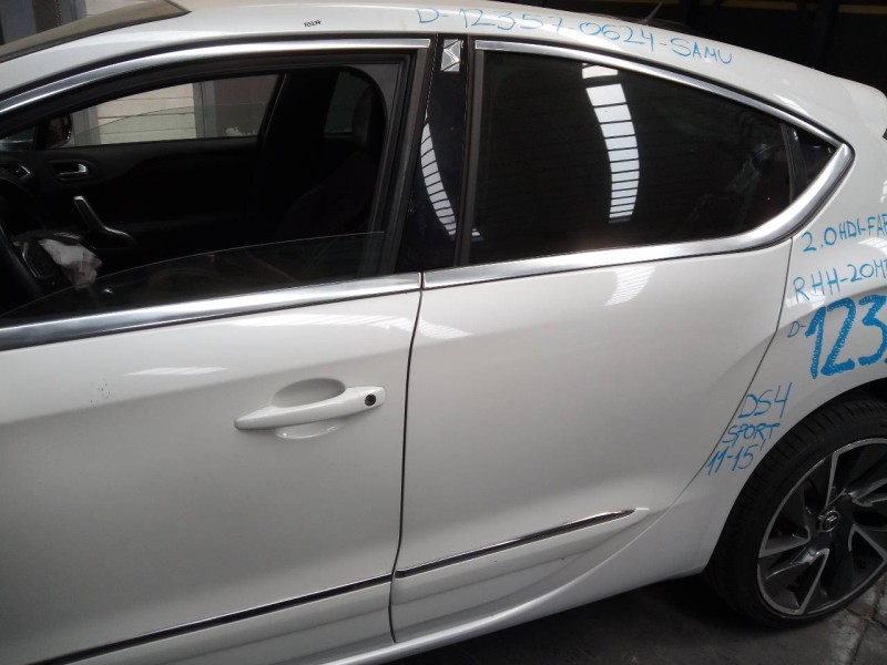 Recambio de puerta trasera izquierda para citroën ds4 sport referencia OEM IAM   