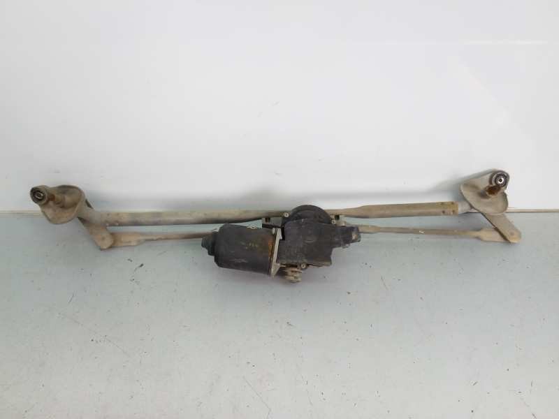 Recambio de motor limpia delantero para toyota land cruiser (j12) referencia OEM IAM   E2-B4-23-2