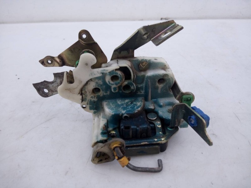 Recambio de cerradura maletero / porton para ford maverick (ml) gls referencia OEM IAM   E2-B3-55-1