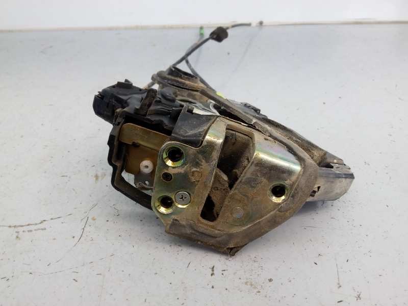 Recambio de cerradura puerta trasera derecha para toyota land cruiser (j12) referencia OEM IAM 30307234  E2-B4-23-2