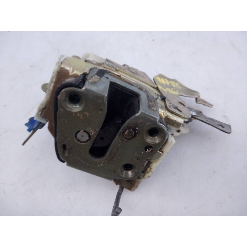 Recambio de cerradura maletero / porton para ford maverick (ml) gls referencia OEM IAM   E2-B3-55-1