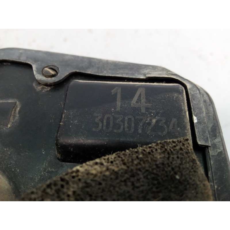 Recambio de cerradura puerta trasera derecha para toyota land cruiser (j12) referencia OEM IAM 30307234  E2-B4-23-2