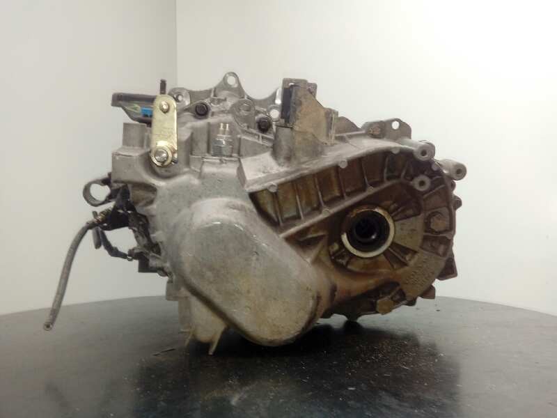 Recambio de caja cambios para volvo v70 familiar black edition referencia OEM IAM M56L2 1023704 M1-B3-135