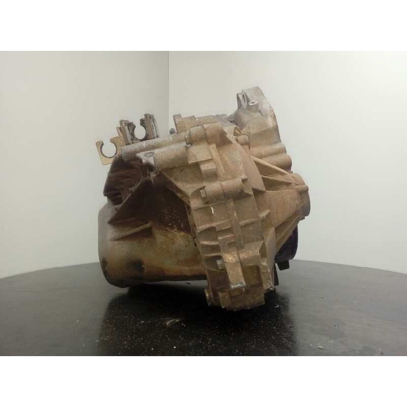 Recambio de caja cambios para volvo v70 familiar black edition referencia OEM IAM M56L2 1023704 M1-B3-135