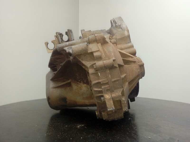 Recambio de caja cambios para volvo v70 familiar black edition referencia OEM IAM M56L2 1023704 M1-B3-135