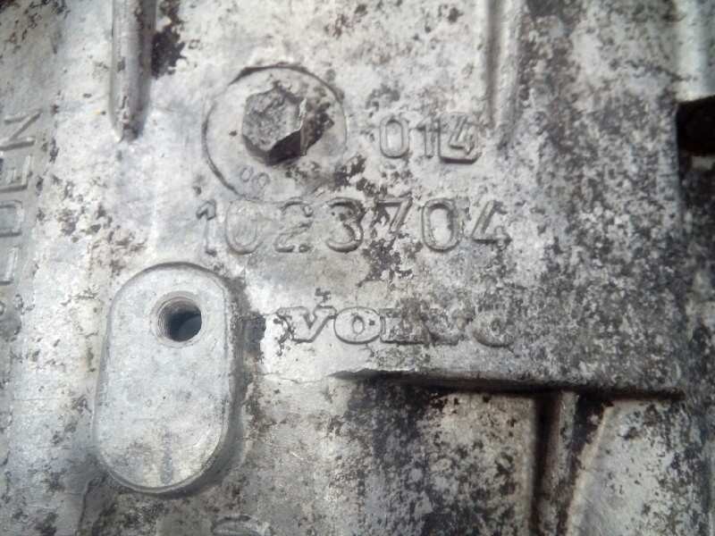 Recambio de caja cambios para volvo v70 familiar black edition referencia OEM IAM M56L2 1023704 M1-B3-135