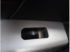 MANDO ELEVALUNAS DELANTERO DERECHO 