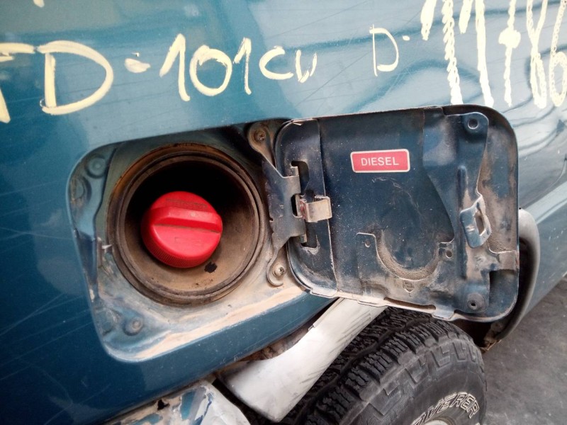 Recambio de tapa exterior combustible para ford maverick (ml) gls referencia OEM IAM   